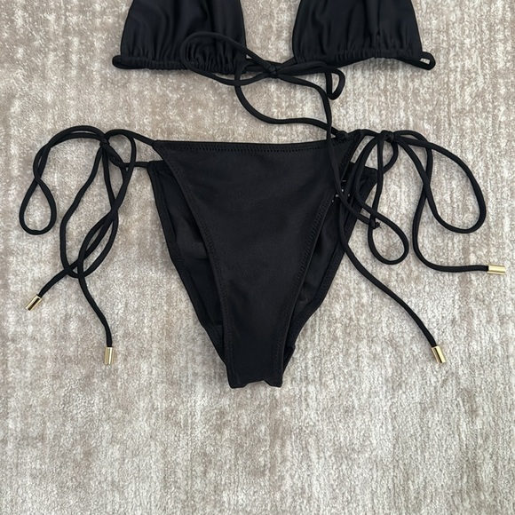 CANALUZ SWIM Bikini in Black - Picture 4 of 7